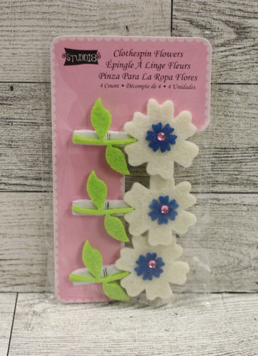 Studio 18 Clothespin Flowers - White - New