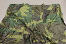 Load image into Gallery viewer, US Army Woodland Wet Weather Trousers - 8405-00-001-8027 - Medium - New