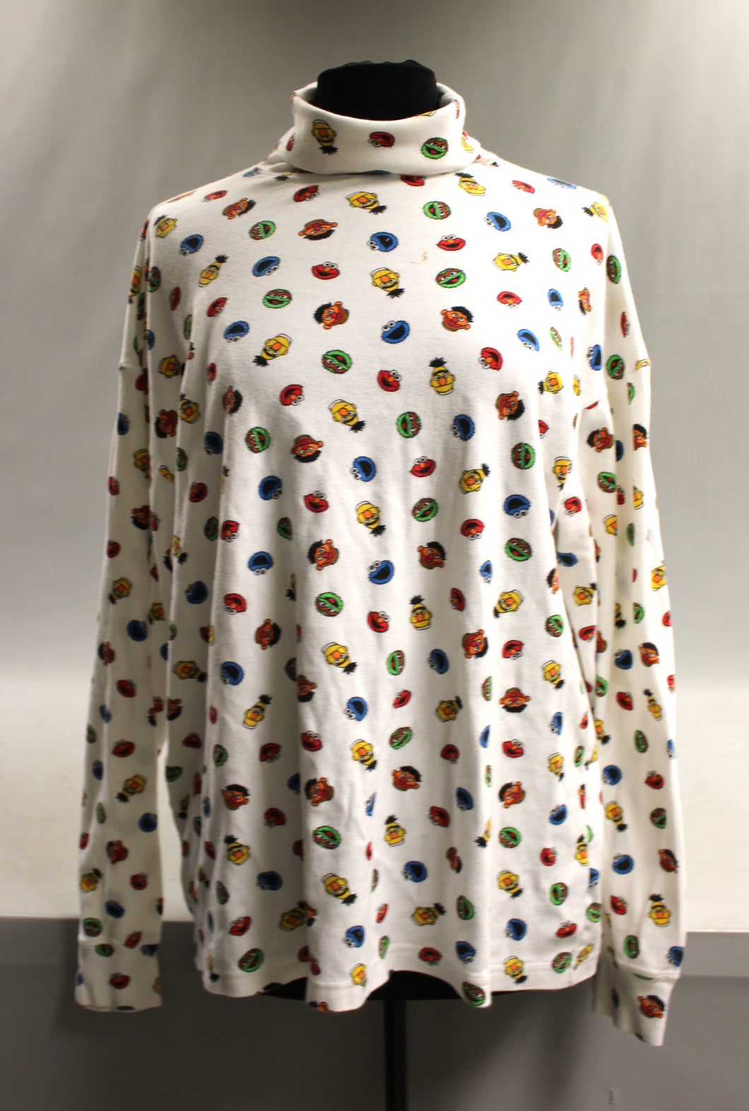 Sesame Street Women's Turtleneck Top - Large - Used