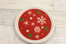 Load image into Gallery viewer, Longaberger Pottery Holiday Coaster/Lid - 30004 - Snowflakes - Used