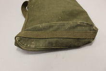Load image into Gallery viewer, US WWII Ammunition Bag - Used