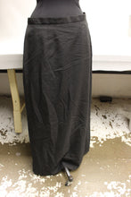 Load image into Gallery viewer, US Naval Academy Women's Flying Cross Skirt -16 MT - Used