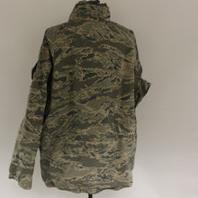 Load image into Gallery viewer, USAF APECS ABU All Purpose Environmental Camouflage Parka - Small Regular - Used