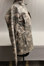 Load image into Gallery viewer, US Army Massif Elements Jacket (AEJ) - Size: Medium - New
