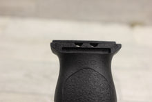 Load image into Gallery viewer, RVG Vertical Rail Grip - New