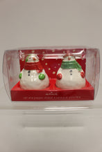 Load image into Gallery viewer, Hallmark Snowman Salt &amp; Pepper Shaker Set - New