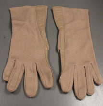 Load image into Gallery viewer, GS/FRP-2 Summer Flyers Gloves - Desert Tan - 8415-01-461-4942 - Size: 11 - New