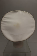 Load image into Gallery viewer, United States Marine Corps Service Cap - 8405-01-530-8276 - Size 7 - Used