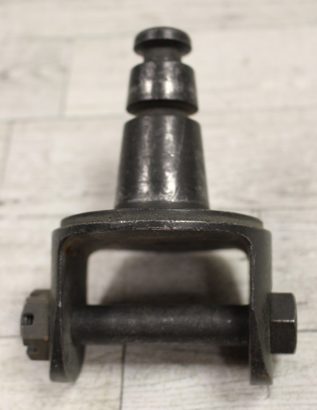Cal. 20, M3 Machine Gun Tripod Mount Pintle Adapter - C59332 - Used