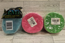 Load image into Gallery viewer, Pack of 3 Party Streamers - Blue, Pink, &amp; Green - New