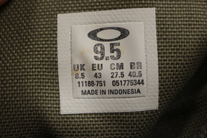 Oakley 8" Light Assault Combat Boot 2 - Size: 9.5 - Coyote - Used