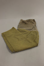 Load image into Gallery viewer, Wrangler Rugged Wear Two Tone Jeans - Size: 40 x 30 - Used