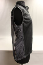 Load image into Gallery viewer, Novara Cycling Men&#39;s Vest - Medium - Used