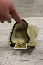 Load image into Gallery viewer, Kmart Lined Suede Leather Sports Gloves - Size Medium - New