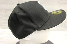 Load image into Gallery viewer, Cleveland Indians New Era 59 Fifty Fitted Baseball Hat - Size: 8 - New