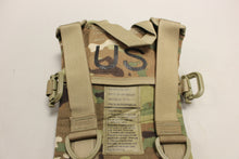 Load image into Gallery viewer, US Army Multicam Hydration System Carrier w/ Bladder - 8465-01-641-9423 - New