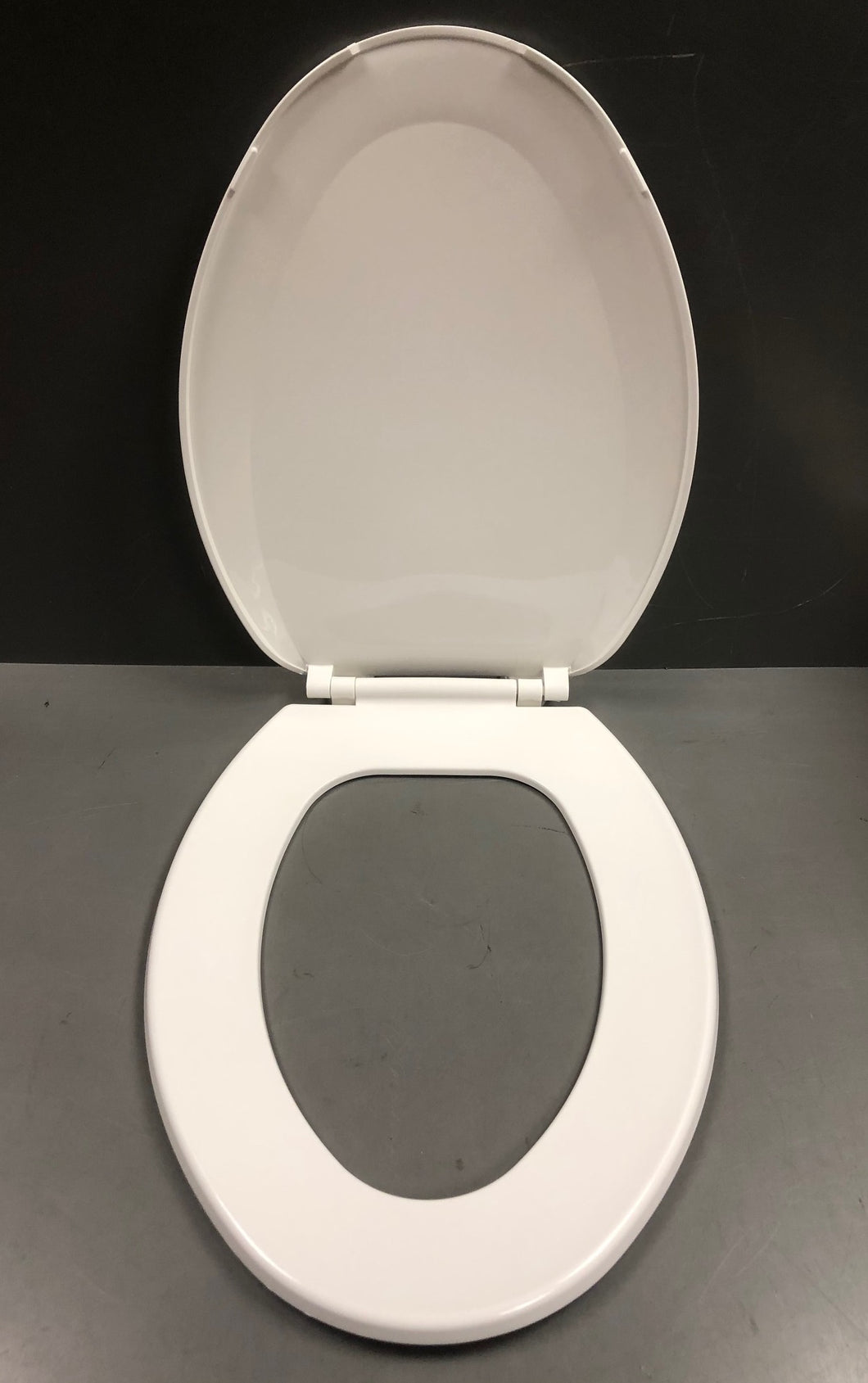 Centoco Solid Plastic Toilet Seat for Elongated Bowl - White - 1600 - New