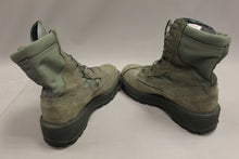 Load image into Gallery viewer, US Military Wellco Women&#39;s Air Force TW Boots - Sage Green - Size: 8.5 RF - Used
