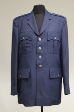 Load image into Gallery viewer, US AF Air Force Officer Dress Coat with Shoulders - Size: 43 Long - Used
