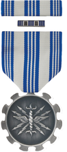 Load image into Gallery viewer, US Air Force Meritorious Achievement Medal Decoration Set w/ Ribbon &amp; Lapel Pin