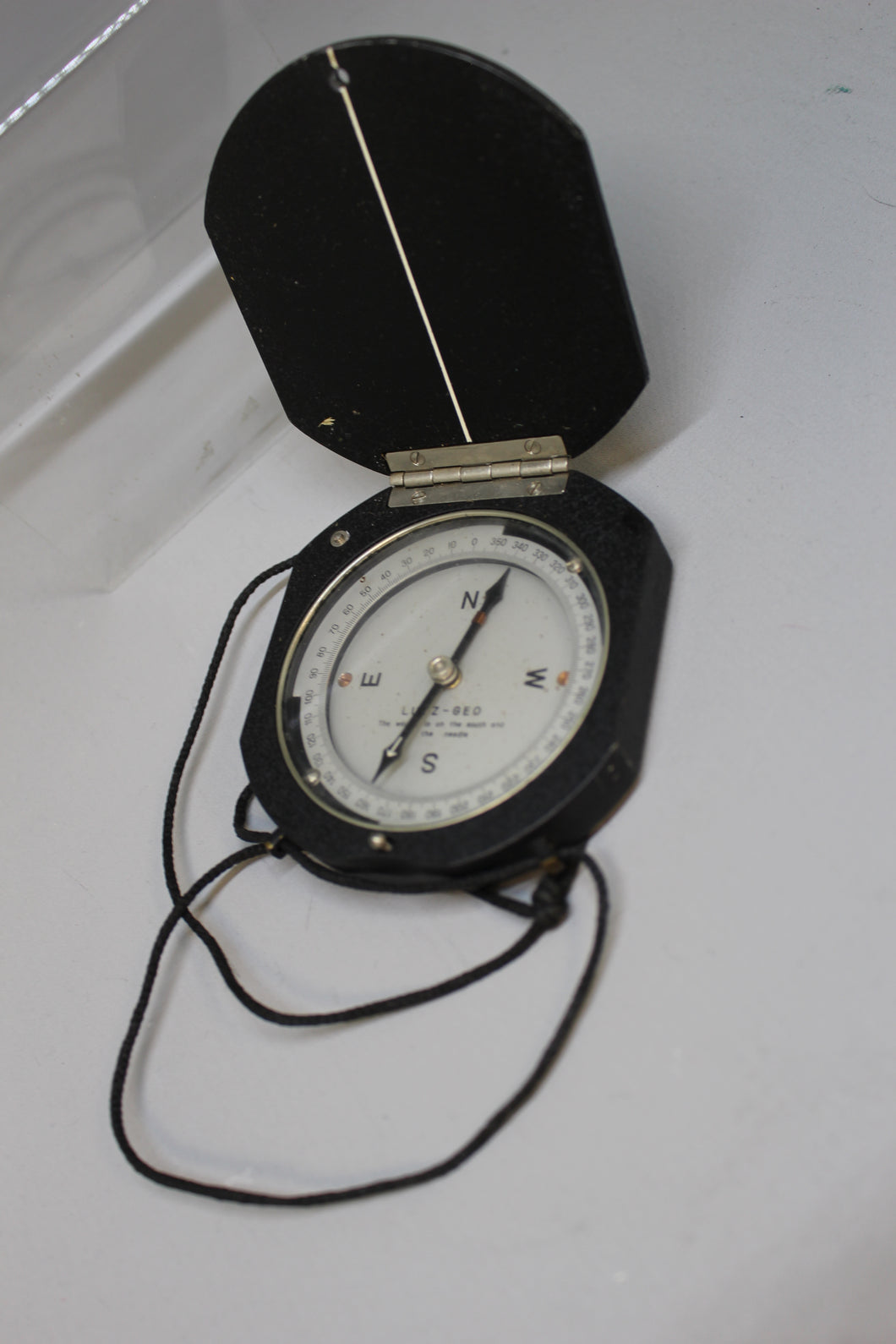 Vintage Lutz-Geo Compass  - Used
