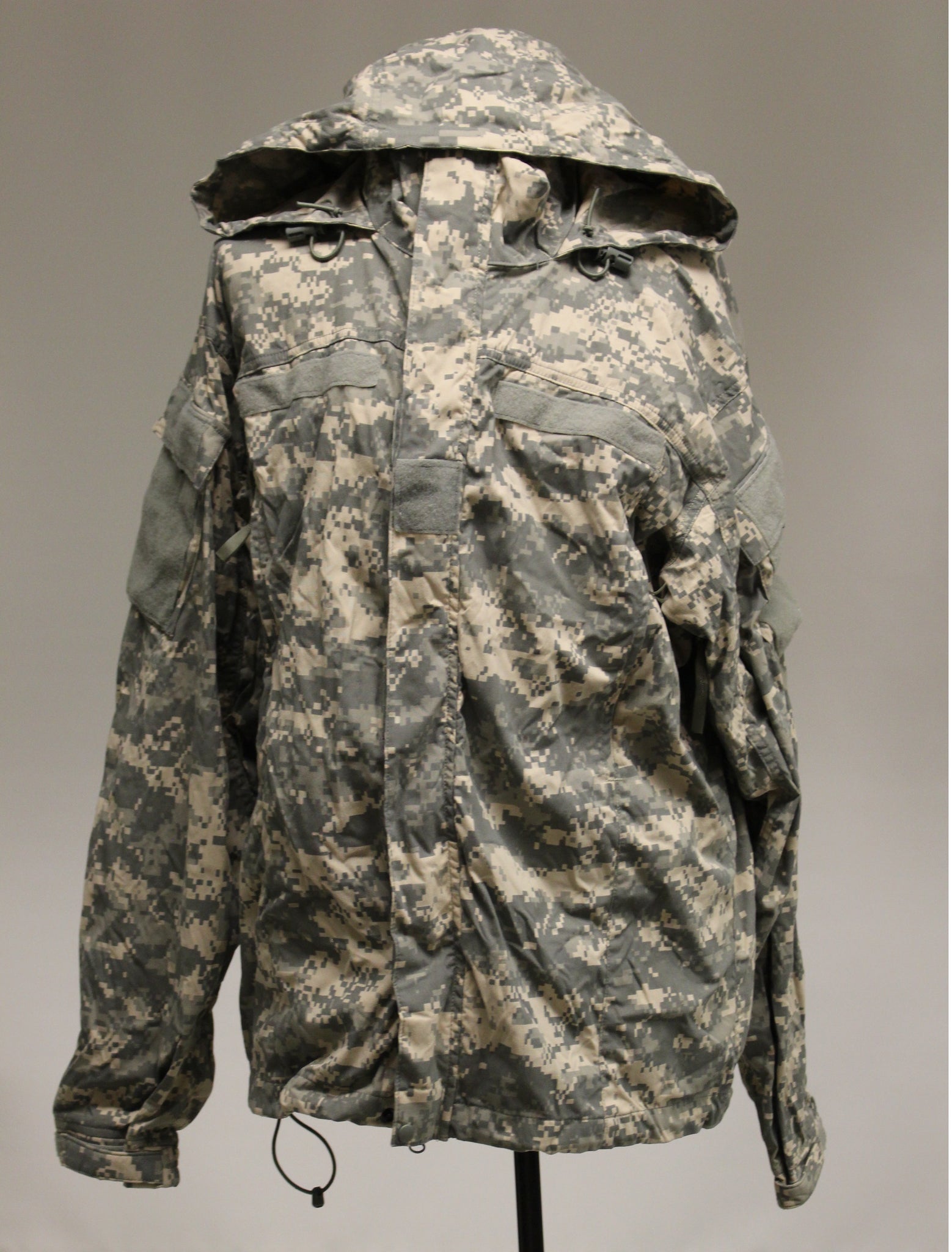 US Army Gen III ACU Soft Shell Cold Weather Jacket Medium Regular