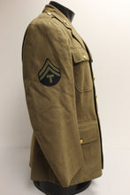 Load image into Gallery viewer, WWII US Army Enlisted Dress Coat Jacket - Chest: 38" - Used