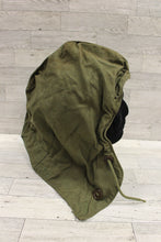 Load image into Gallery viewer, WWII M-1943 Hood for Filed Jacket - Used