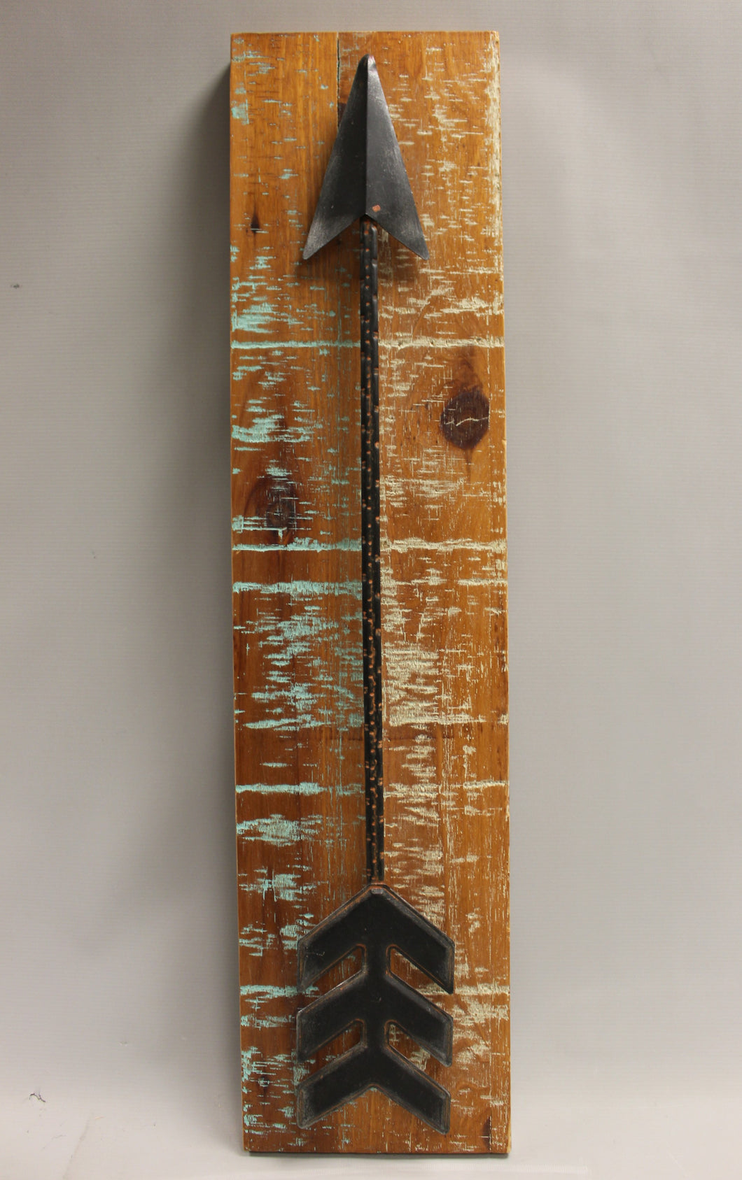 Hobby Lobby Farmhouse Arrow Decor Wall Hanging Sign - 7.08