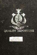 Load image into Gallery viewer, Quality Importers Wooden Cigar Humidor - Used