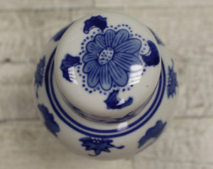 Chinese Porcelain Ginger Jar with Lid - Blue & White - Used