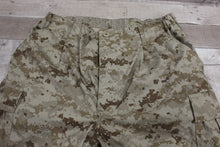 Load image into Gallery viewer, USMC Marine Desert Combat Trouser Pants - Small Regular - Used