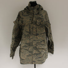 Load image into Gallery viewer, USAF APECS All Purpose Environmental Camouflage Parka - Medium Regular - NWOT