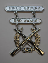 Load image into Gallery viewer, USMC Marine Corps Rifle Expert 3rd Award Qualification Badge - Used