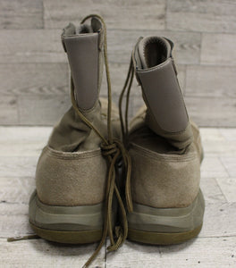 Oakley 8" Light Assault Combat Boot 2 - Size: 9.5 - Coyote - Used