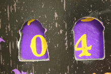 Load image into Gallery viewer, Hocus Pocus Days Until I Put A Spell On You Sign - 12&quot; x 9&quot; - Used