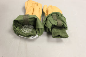 Trigger Finger Mitten Shells with Liner - Size: Medium - NSN 8415-01-926-4291