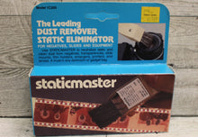 Load image into Gallery viewer, Staticmaster for Cameras - Model 1C200 - Used