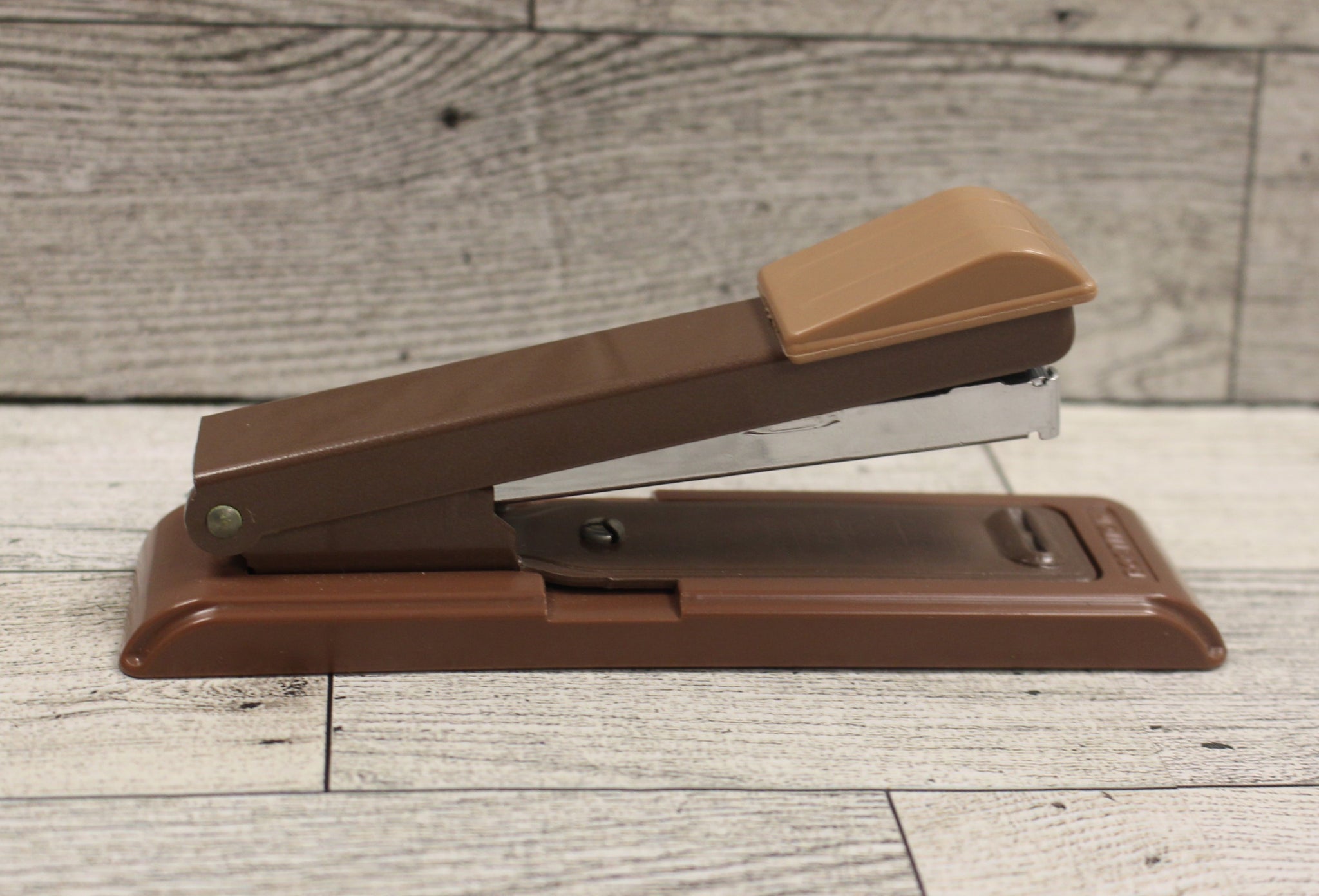 Bostitch B8 Stapler with Staples & Instruction Brown Used