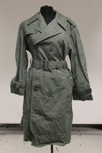 US Army Men's Quarpel Overcoat Raincoat with Belt - 36S - 8405-965-2148 - Used