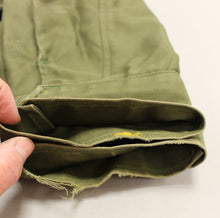 Load image into Gallery viewer, Vintage 1962 Vietnam Era Man's Cotton Wind Resistant Sateen Coat - Small Regular