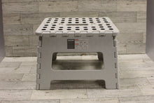 Load image into Gallery viewer, Room 2 Room Folding Step Stool - White - Used