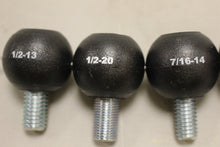 Load image into Gallery viewer, Original Thread Detective Thread Gauges - Metric - Used
