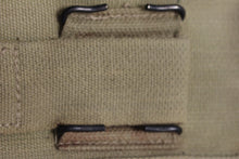 Load image into Gallery viewer, Israeli IDF 19 73 Magazine Pouch for 35/50 Round - Used