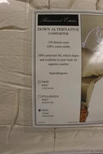 Load image into Gallery viewer, Briarwood Estates Down Alternative Comforter - King - New