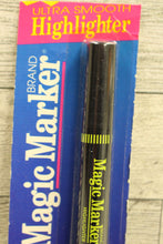 Load image into Gallery viewer, Magic Marker Highlighter Fluorescent Highlighter Marker Pen - Yellow - New