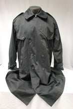 Load image into Gallery viewer, Men&#39;s London Fog Towne Trenchcoat = Size: 38 Short - Used