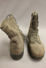 Load image into Gallery viewer, Belleville Steel Toe Insulated Boot - Style 675ST - Size: 12.5R - Used