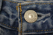 Load image into Gallery viewer, Levi Men's 501 Blue Jeans - 32 x 30 - Used