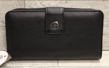 Load image into Gallery viewer, Giani Bernini Softy Leather All In One Wallet - Black - New